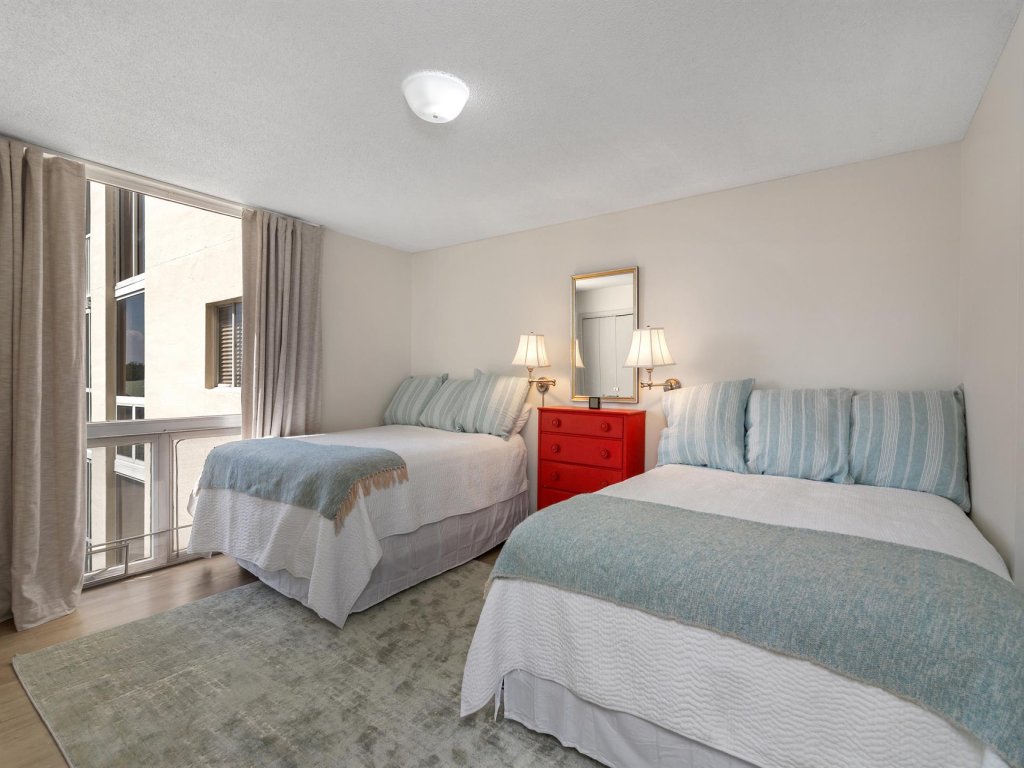 Shoreline Towers 1045 Vacation Rental in Destin - RedAwning