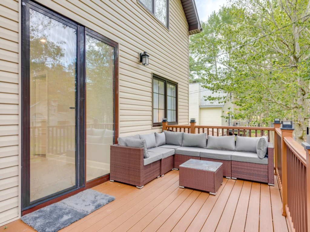 5BR Villa Rose Near Tobyhanna State Park Vacation Rental in Pennsylvania - RedAwning