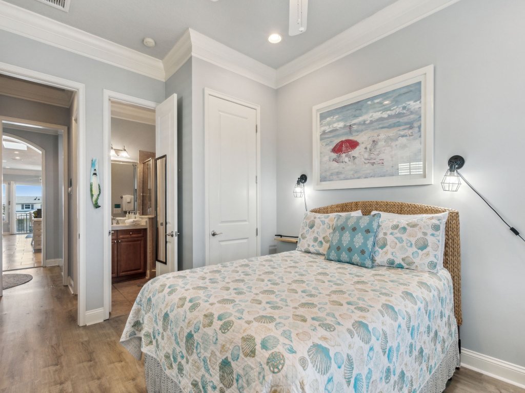 1947 S Fletcher Vacation Rental in Fernandina Beach - RedAwning