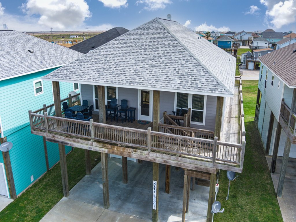 Salt Proof Vacation Rental in Texas - RedAwning
