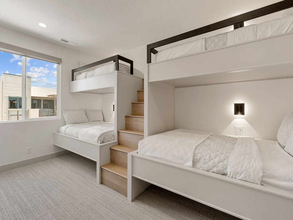 Luxury Rental at Desert Color Vacation Rental in St. George - RedAwning