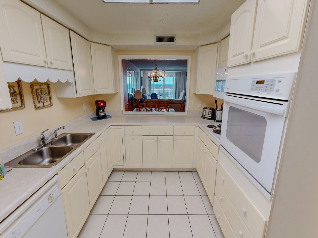 Shoreline Towers 3053 Vacation Rental in Destin - RedAwning