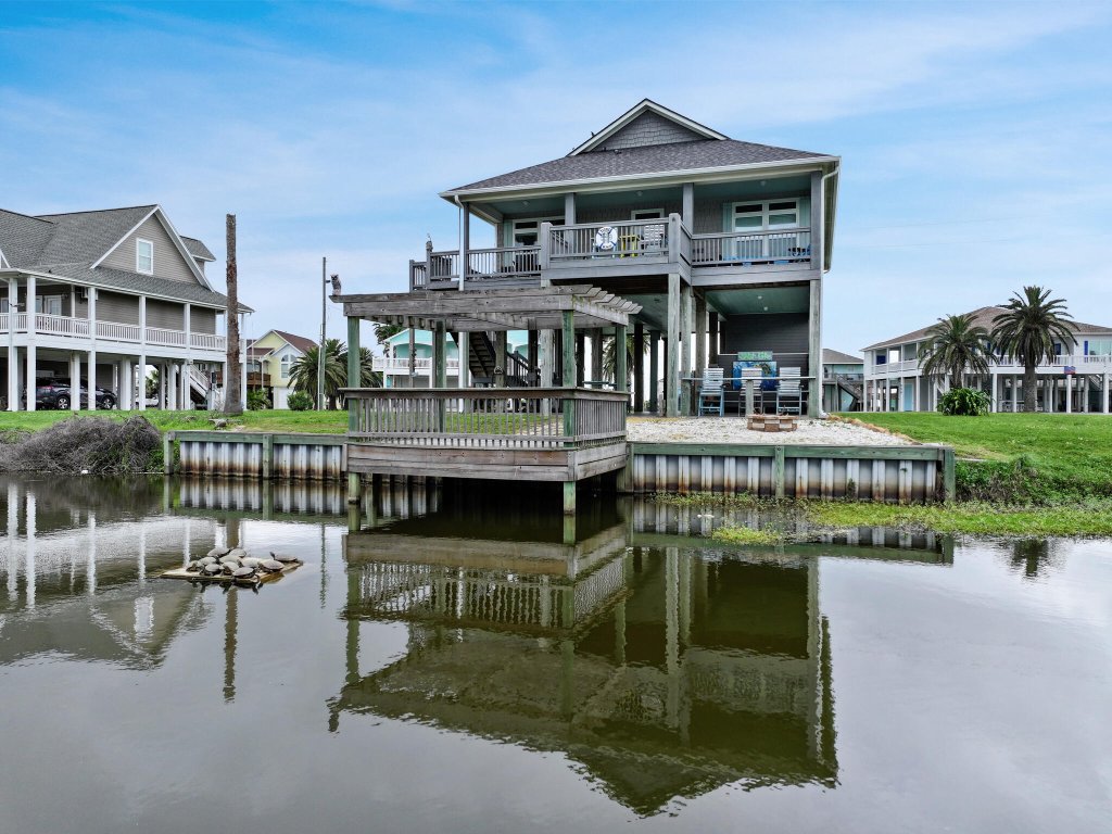Turtle Beach Vacation Rental in Texas - RedAwning