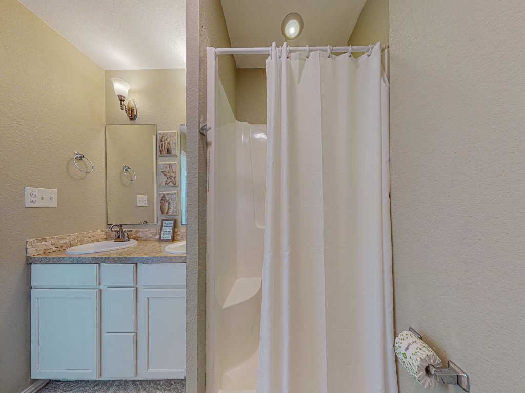 Sun and Moon Vacation Rental in Port Bolivar - RedAwning
