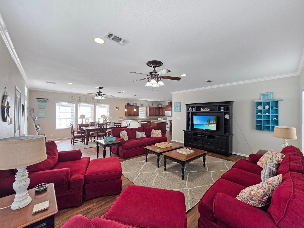 Surf's Up Vacation Rental in Texas - RedAwning