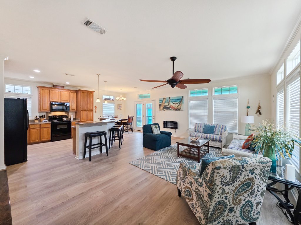 Mermaid Mansion Vacation Rental in Texas - RedAwning