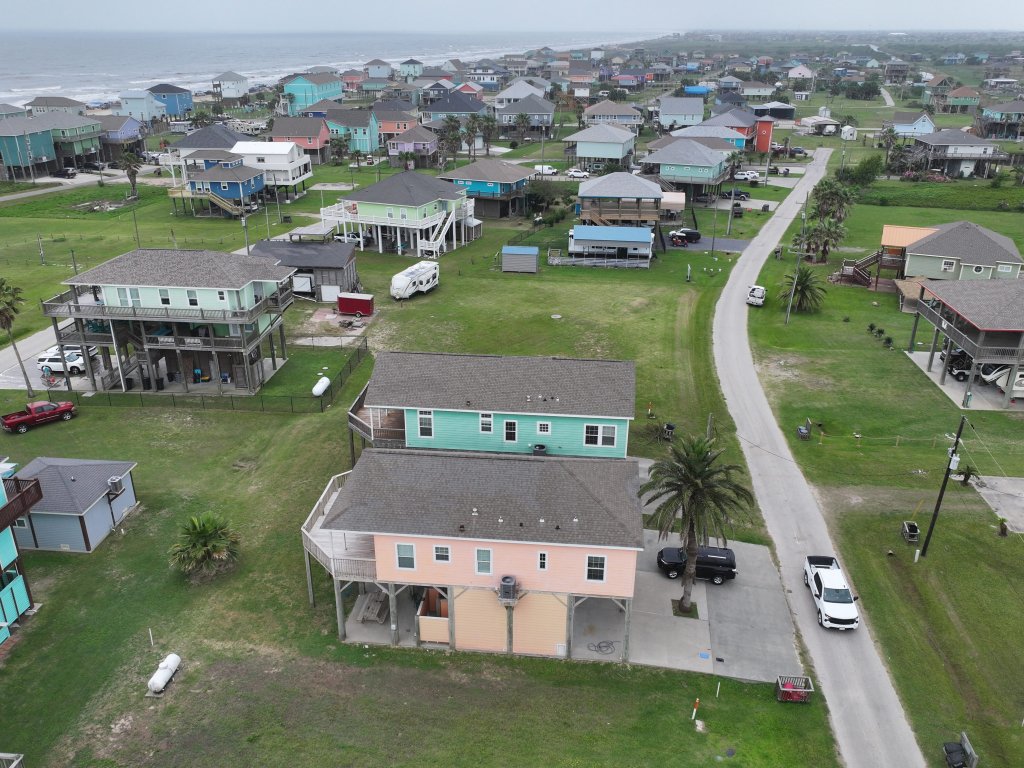 Mermaid Mansion Vacation Rental in Texas - RedAwning