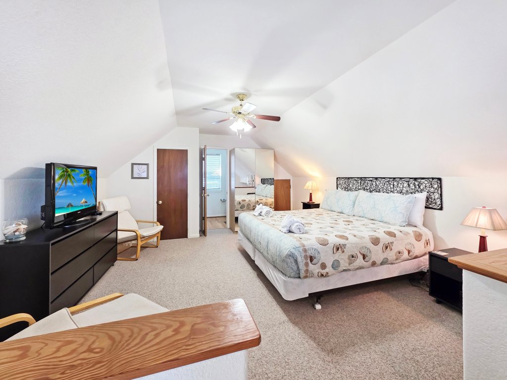 Beachy Keen Vacation Rental in Texas - RedAwning