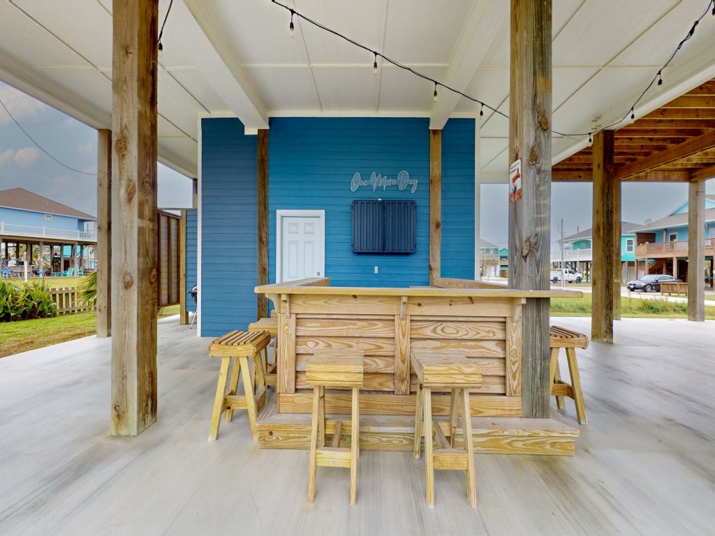 One More Day Vacation Rental in Texas - RedAwning