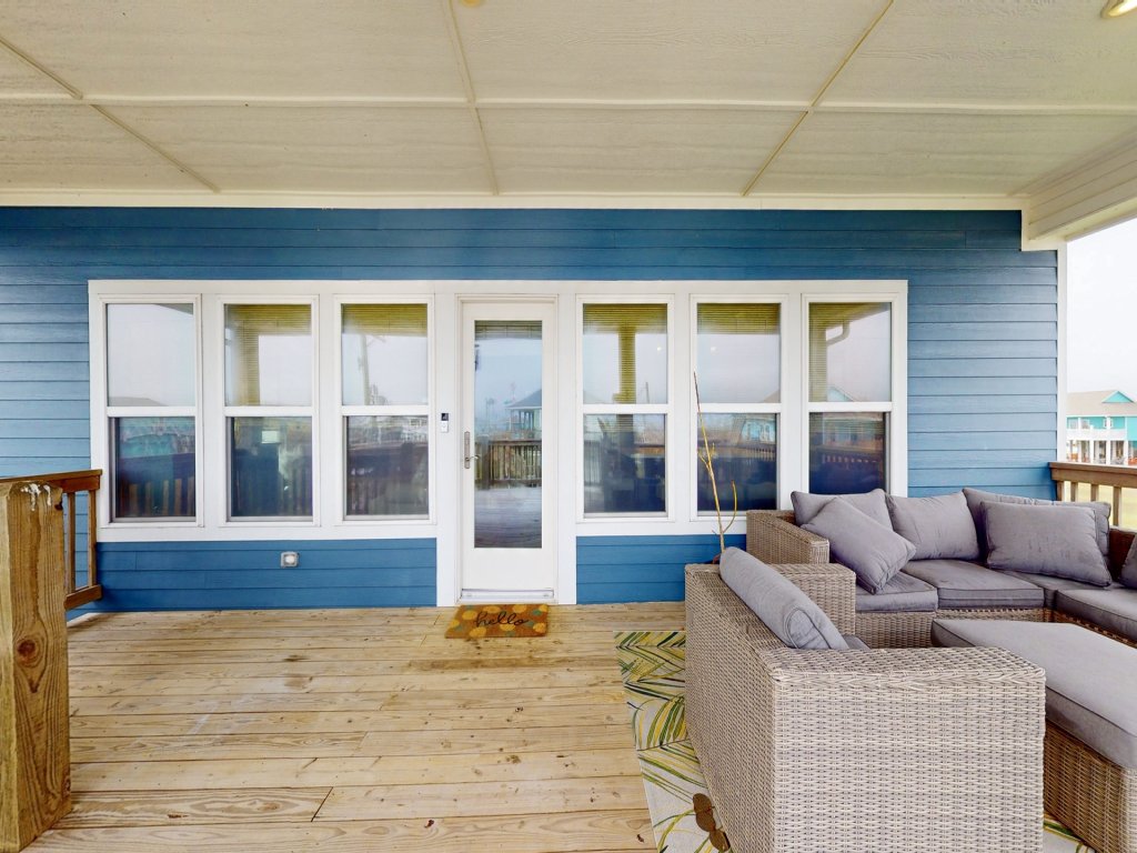One More Day Vacation Rental in Texas - RedAwning