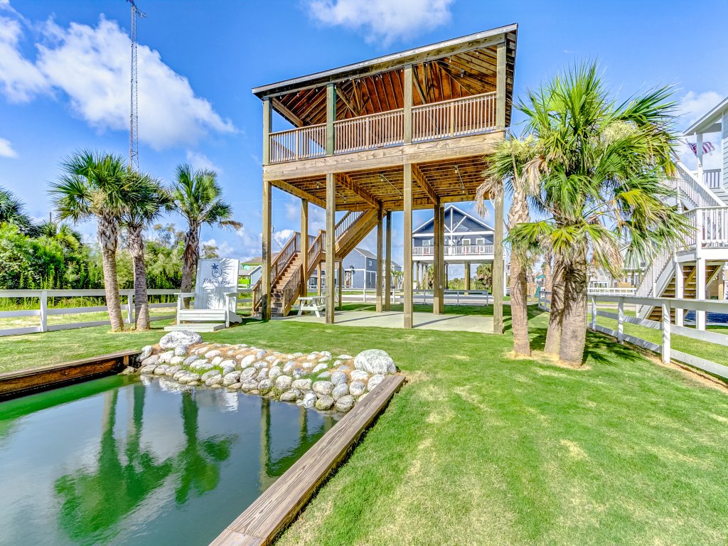 Seaside Escape Vacation Rental in Gilchrist - RedAwning