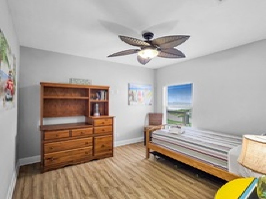A Stairway to Heaven Vacation Rental in Texas - RedAwning