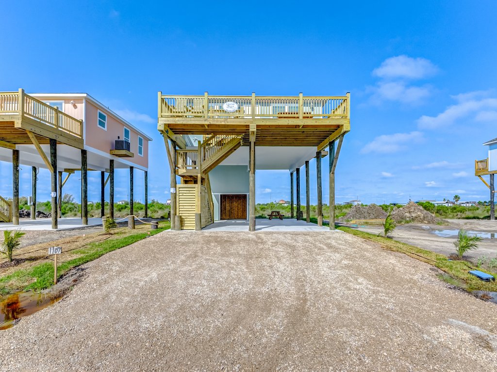 A Quietude Vacation Rental in Gilchrist - RedAwning