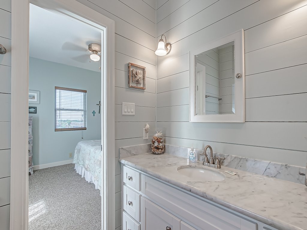 Amy's Dream Vacation Rental in Texas - RedAwning