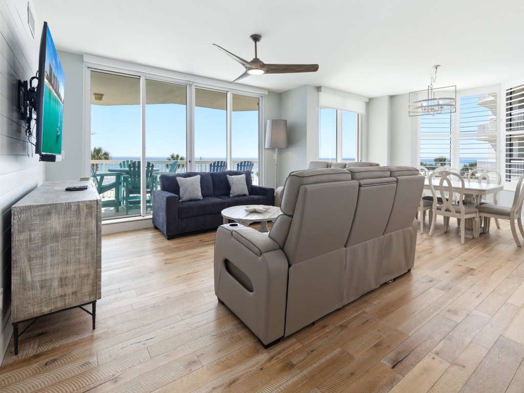 Silver Beach 0306E Vacation Rental in Destin - RedAwning
