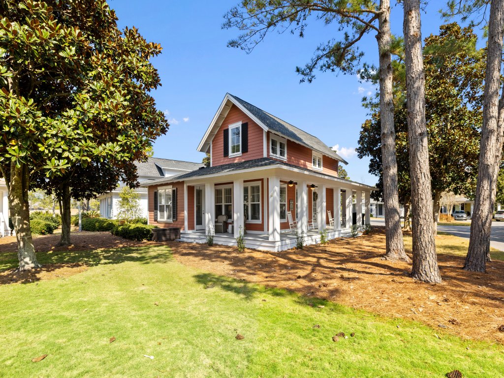 1335 Laurel Grove Vacation Rental in Miramar Beach - RedAwning