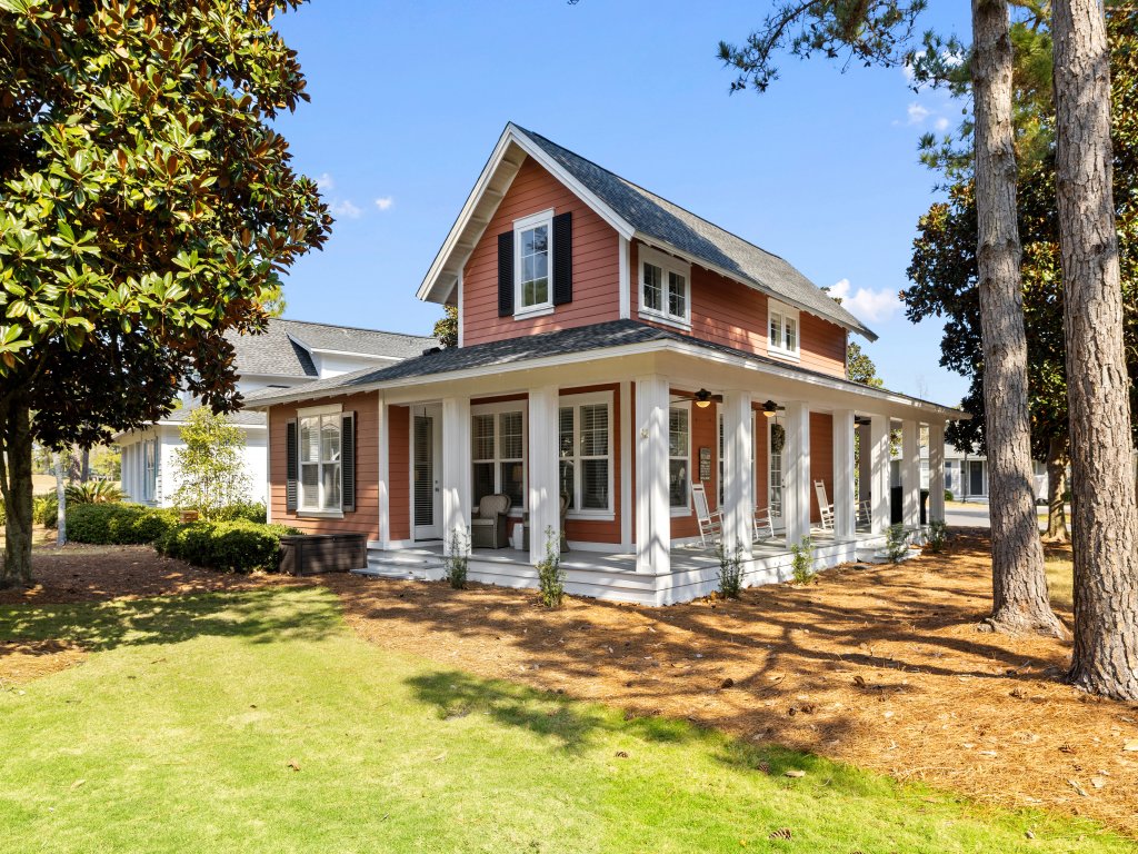 1335 Laurel Grove Vacation Rental in Miramar Beach - RedAwning