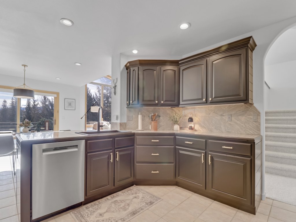 Pedal and Peak 113A - Fully Renovated Luxury Home in Dillon Vacation Rental in Dillon - RedAwning