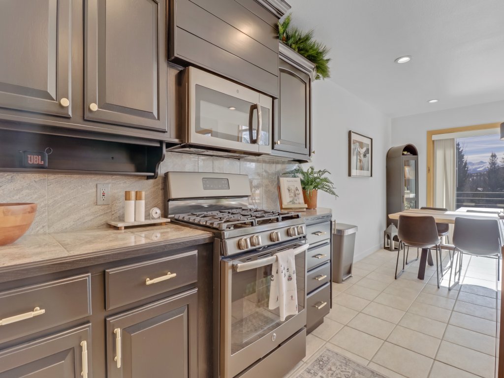 Pedal and Peak 113A - Fully Renovated Luxury Home in Dillon Vacation Rental in Dillon - RedAwning