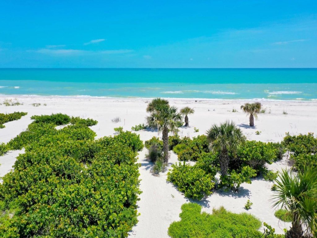 Seashells Unit 24 Vacation Rental in Sanibel - RedAwning