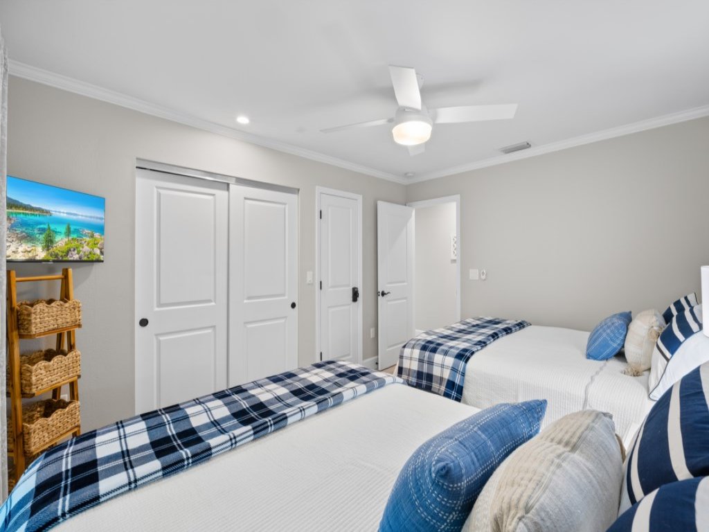 Seashells Unit 18-Coastal Breeze Vacation Rental in Sanibel - RedAwning