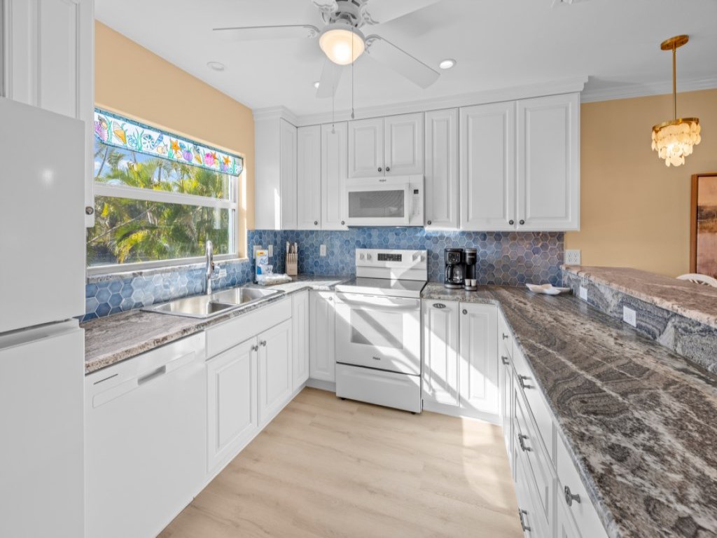 Seashells Unit 17 Vacation Rental in Sanibel - RedAwning