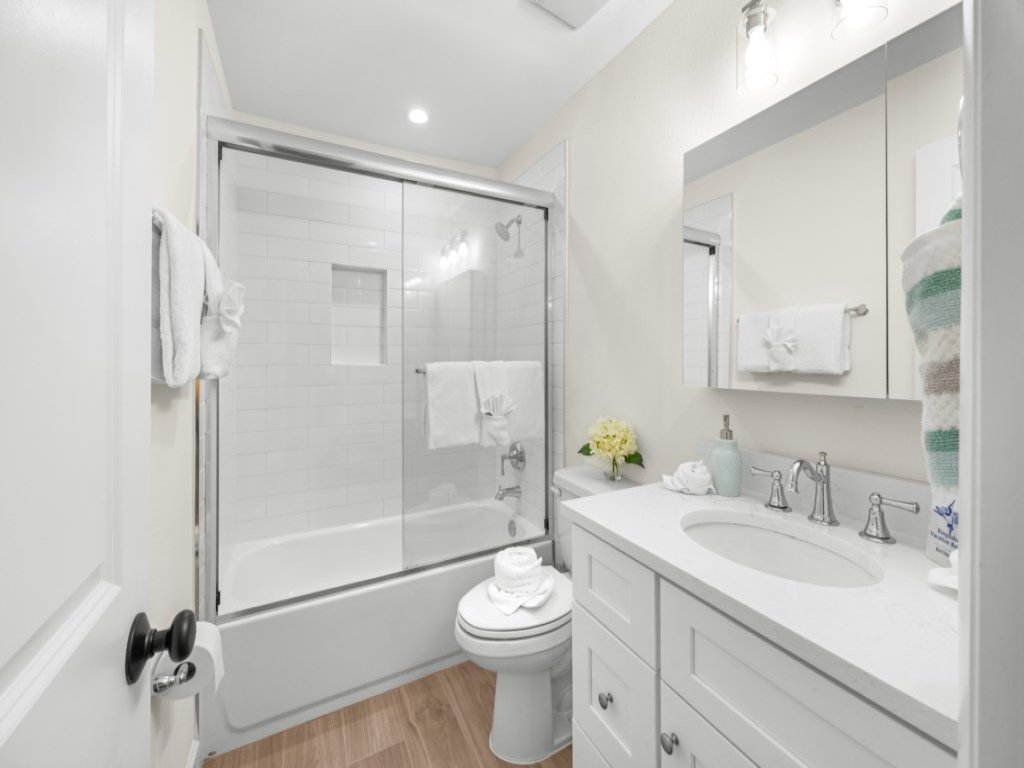 Seashells Unit 28 Vacation Rental in Sanibel - RedAwning