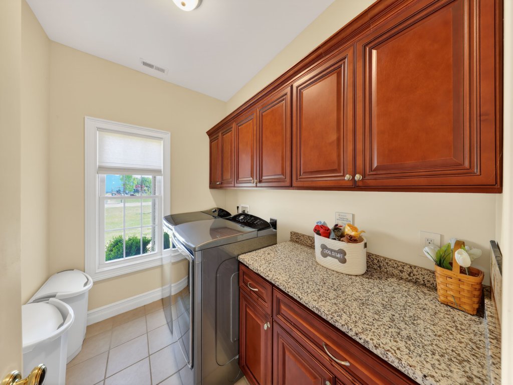 Milford Quiet Coastal Retreat 3BR Sleeps 8 Vacation Rental in Delaware - RedAwning