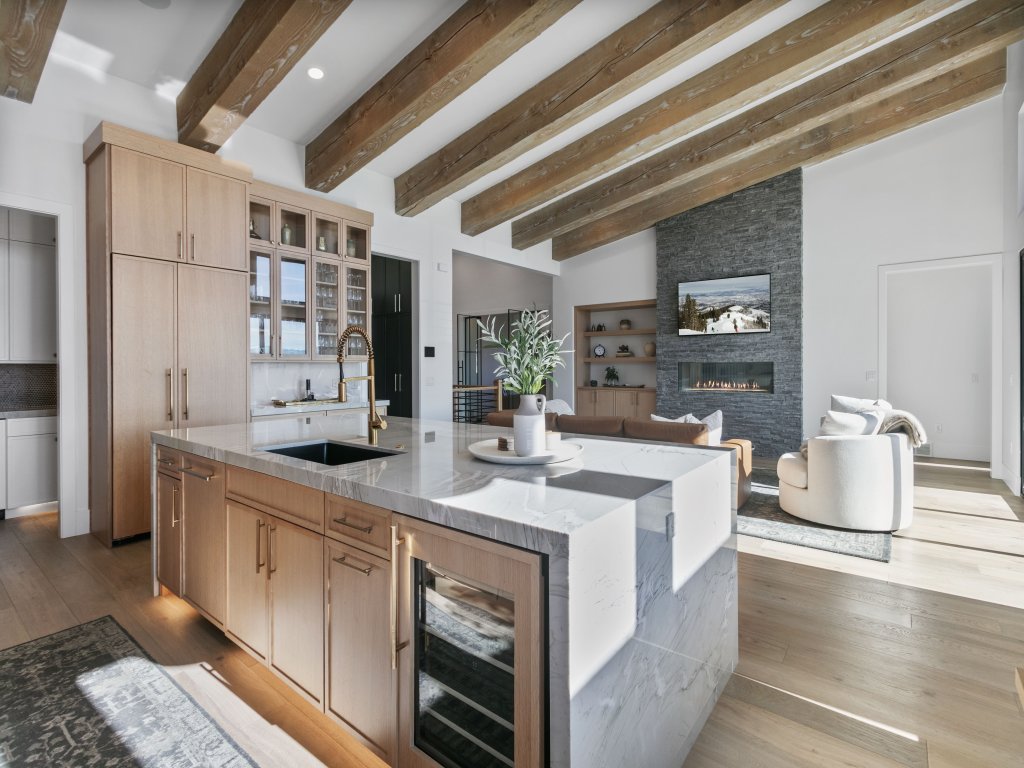 Luxury Deer Valley East Village Retreat | Hot Tub Vacation Rental in Utah - RedAwning
