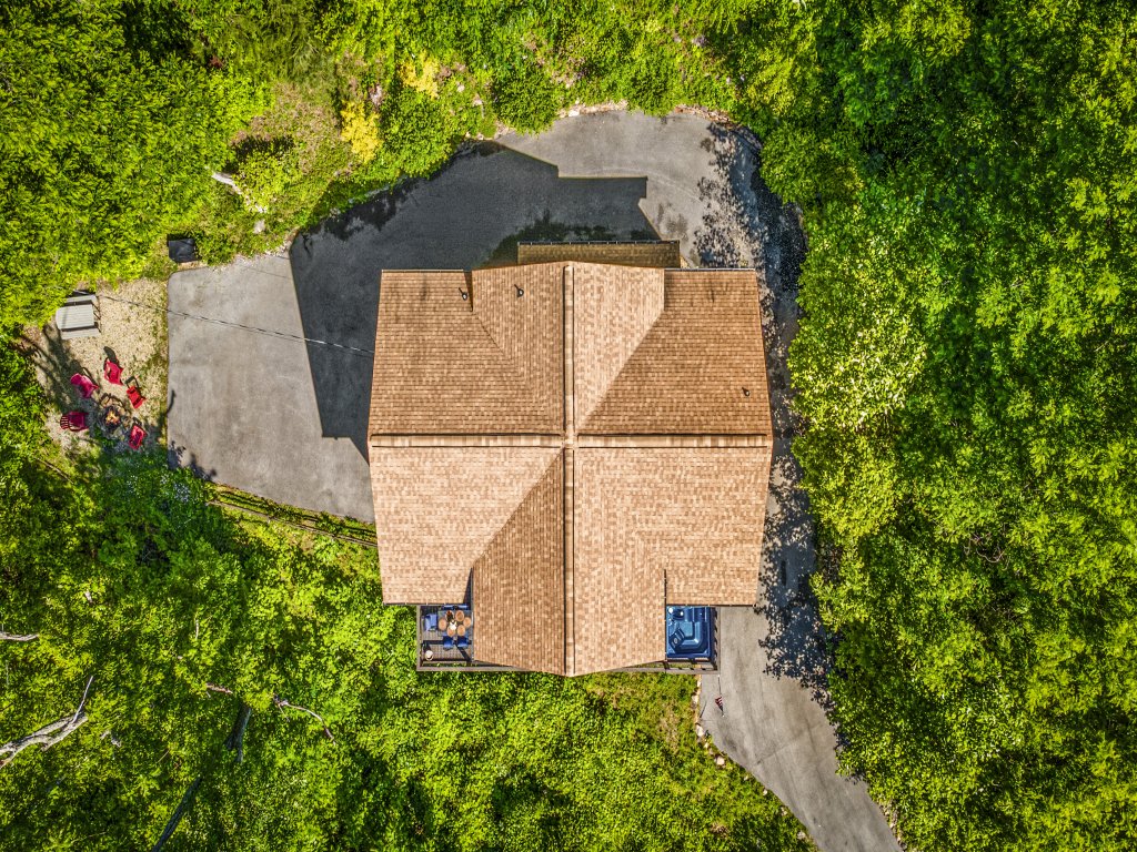 A Tree Top View Vacation Rental in Gatlinburg - RedAwning