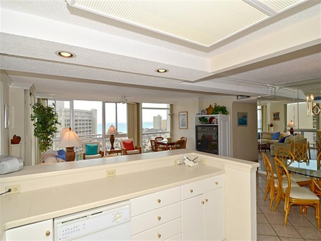 Shoreline Towers 3116 Vacation Rental in Destin - RedAwning