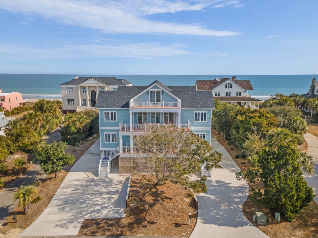 Blue Southern Charm Vacation Rental in South Carolina - RedAwning
