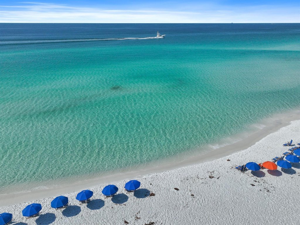 Shoreline Towers 2051 Vacation Rental in Destin - RedAwning