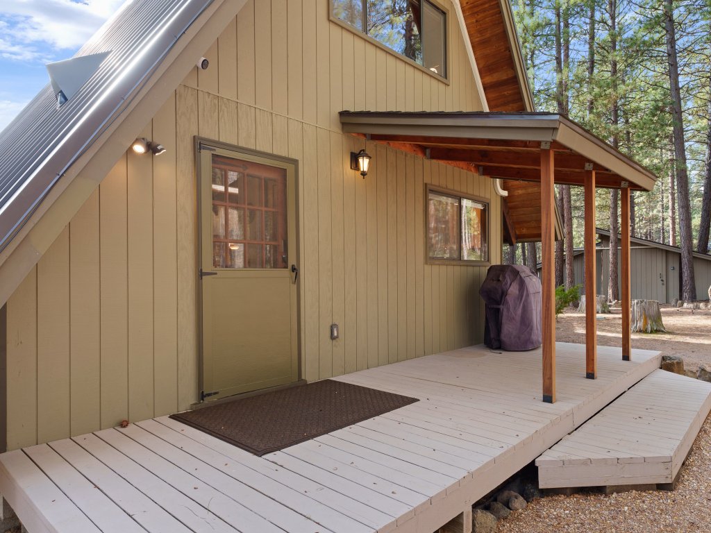 Forest-Chal-A Vacation Rental in Sunriver - RedAwning