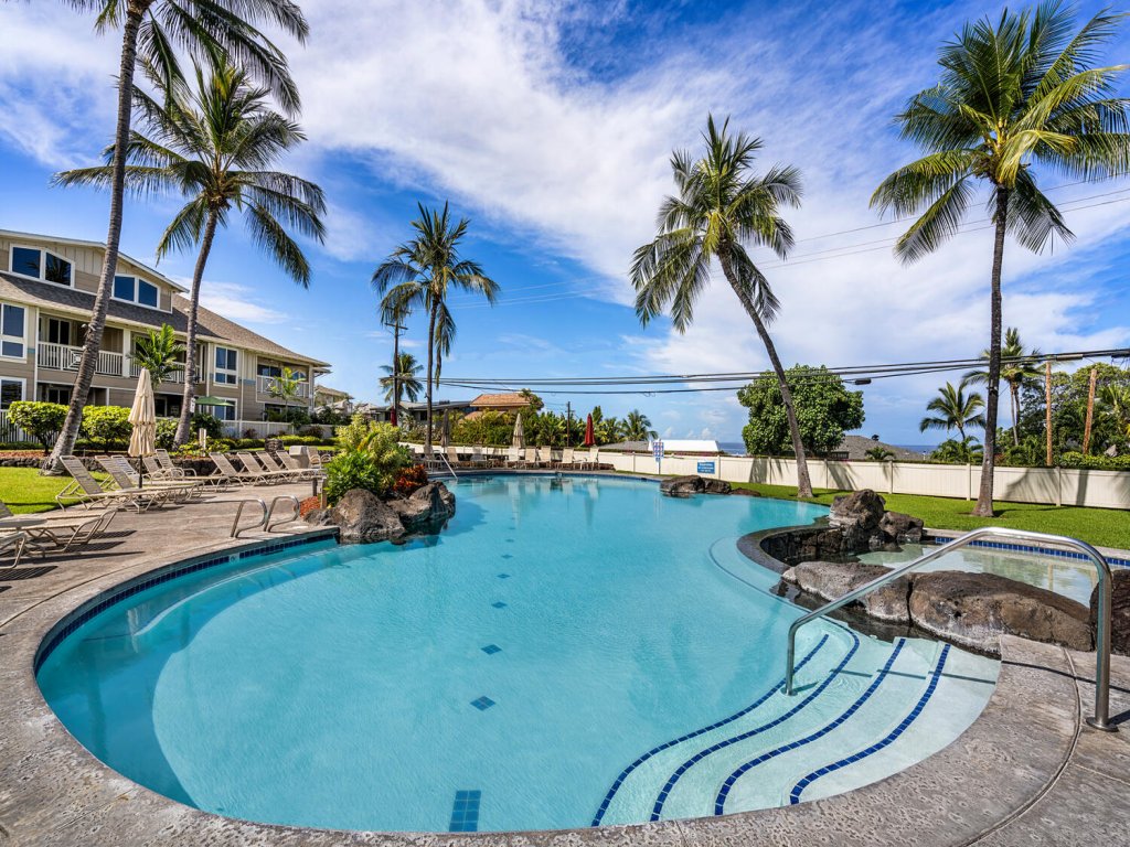 Alii Cove#EE3 Vacation Rental in Kailua Kona - RedAwning