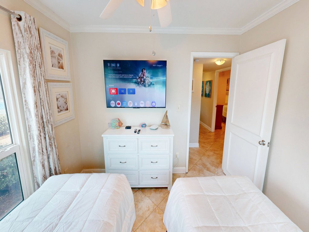 Sea Oats 112 Vacation Rental in Fort Walton Beach - RedAwning