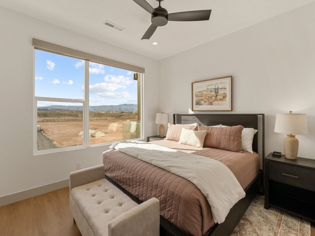 Coral Rock Retreat Vacation Rental in St. George - RedAwning