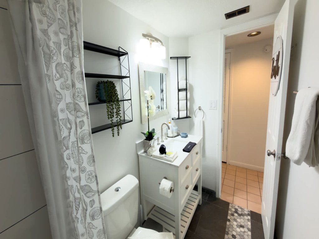 Walkable Location - 99 Steps to Beach - Pool Vacation Rental in South Padre Island - RedAwning