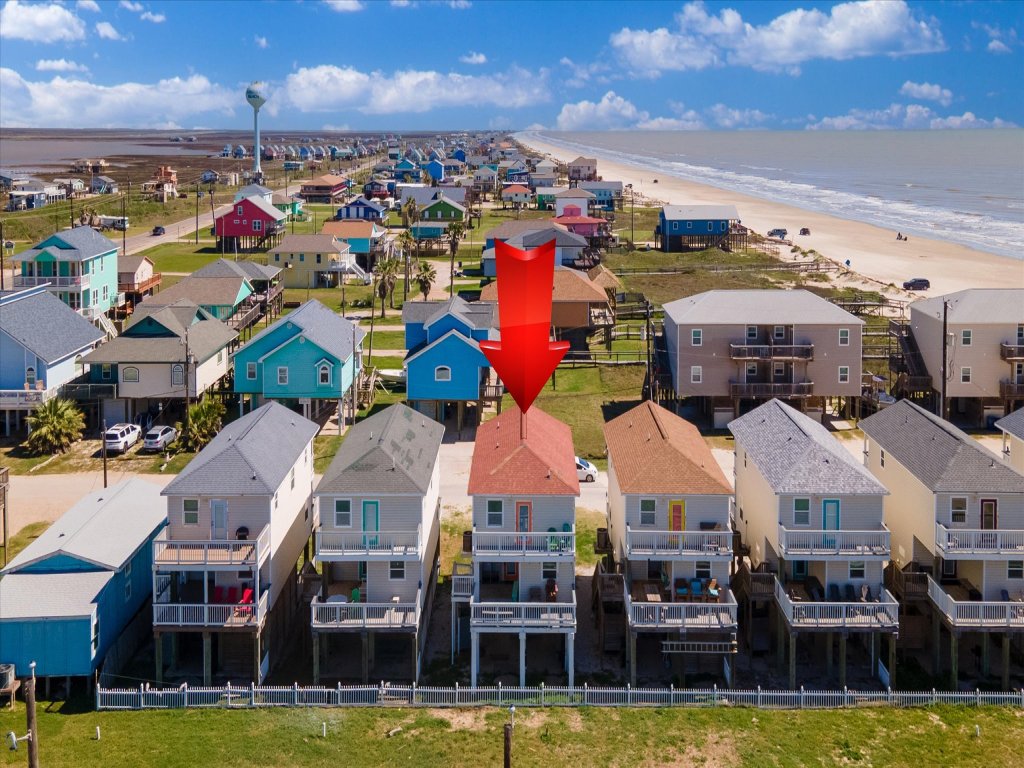 Coastal Oasis in Surfside Beach Vacation Rental in Texas - RedAwning