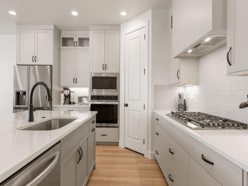 Rockaction Destination Vacation Rental in St. George - RedAwning