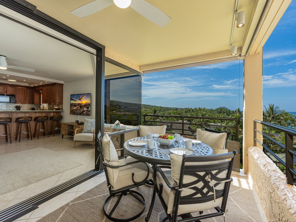 Polo Beach Club 703 Vacation Rental in Wailea - RedAwning