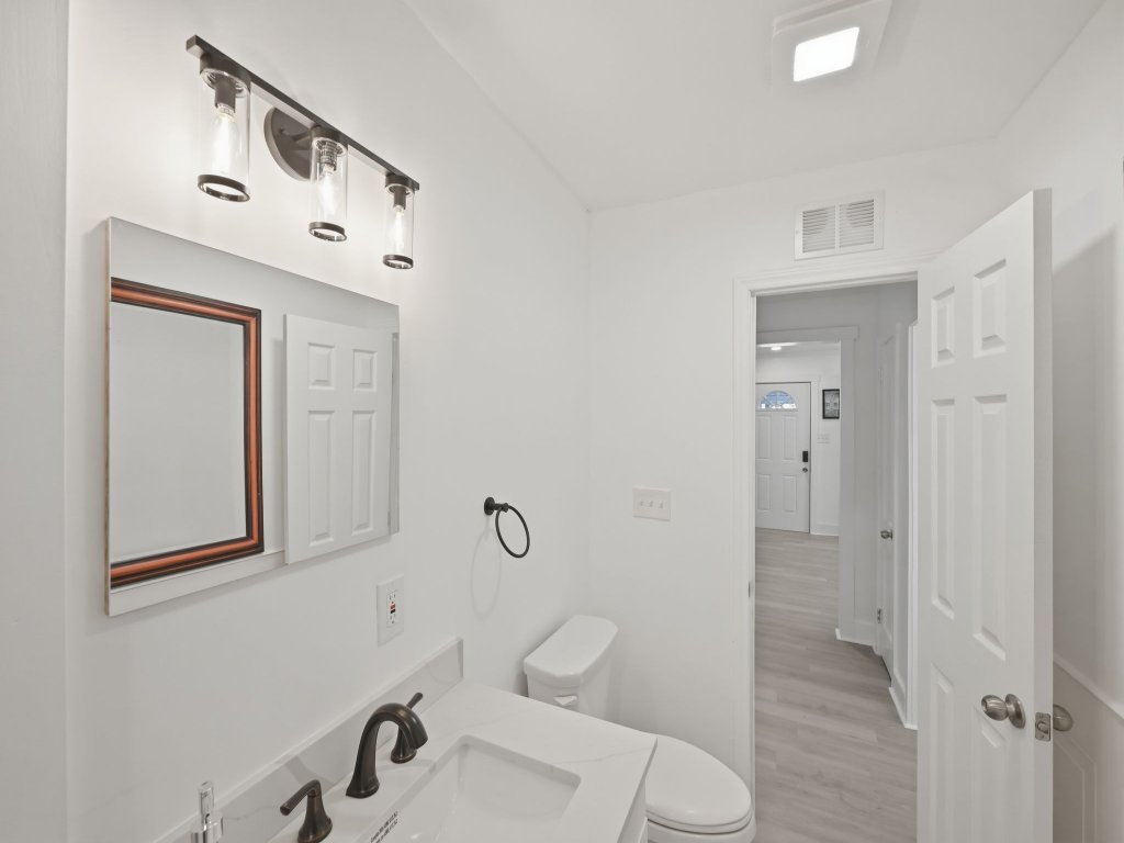 Peaceful Stay Near Wake Forest Vacation Rental in North Carolina - RedAwning