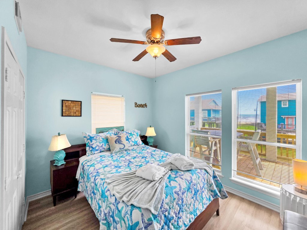 A Sunrise  Vacation Rental in Texas - RedAwning