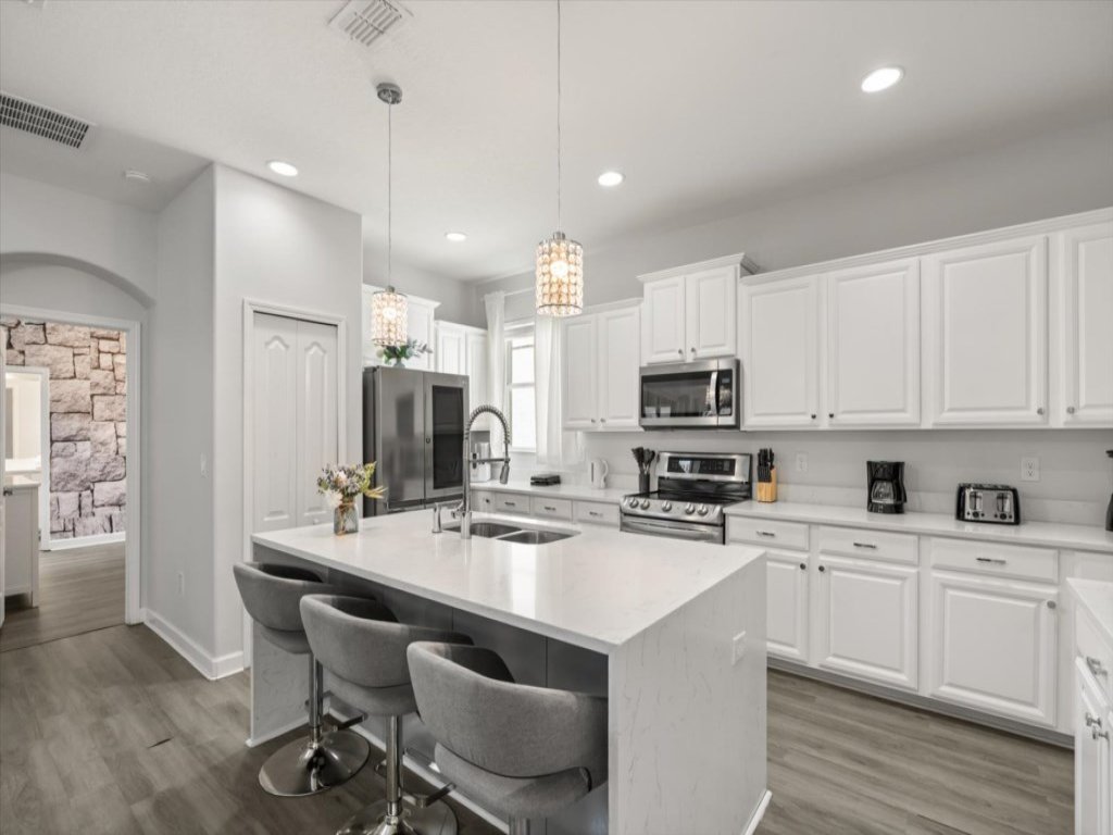 Luxury High End 5 Bed 5 Bath Pool Home In Paradise Vacation Rental in Kissimmee - RedAwning