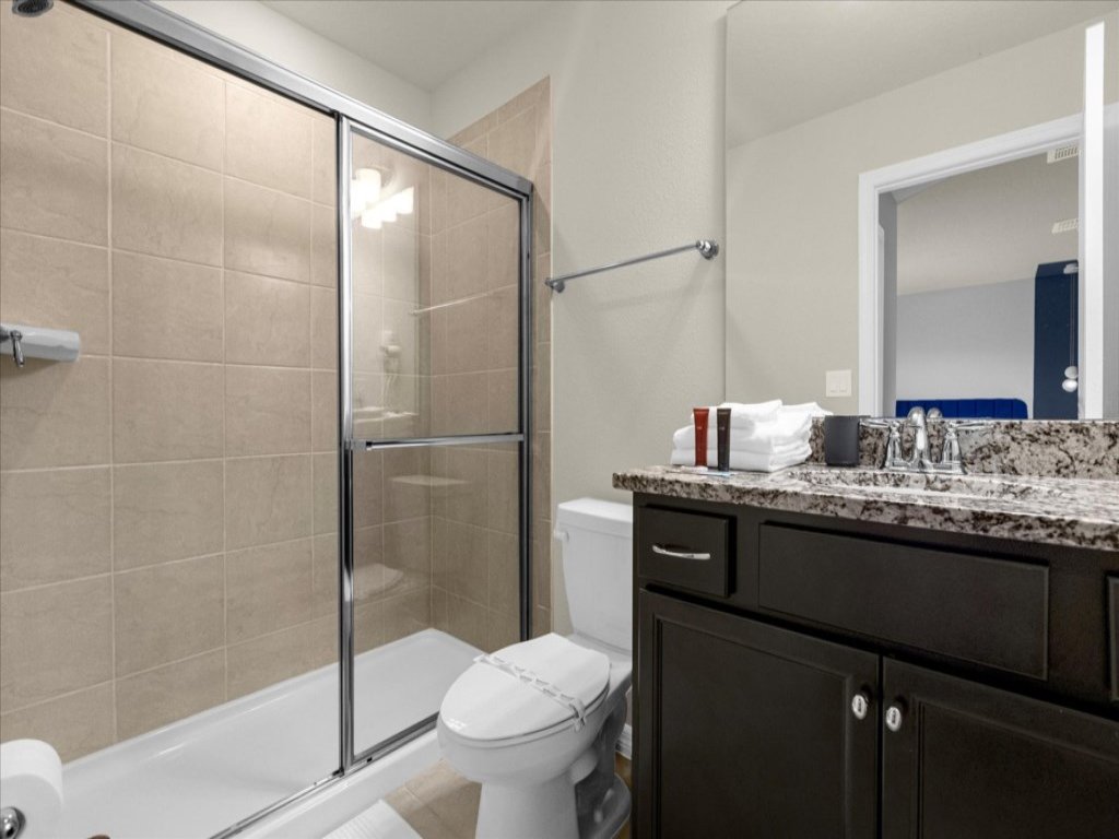 10 Bedrooms/ 8 Bathrooms/ Windsor Island (4141LA) Vacation Rental in Davenport - RedAwning