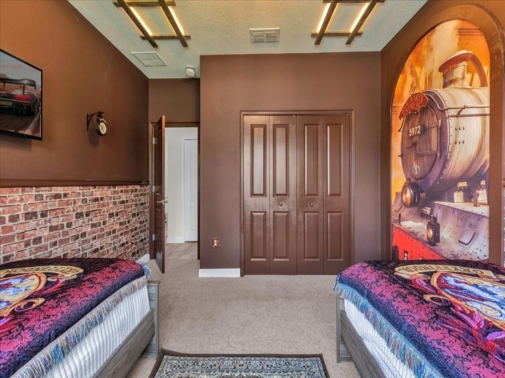 6 Bed 5 Bath Luxury Home With Pool & Spa! Vacation Rental in Kissimmee - RedAwning