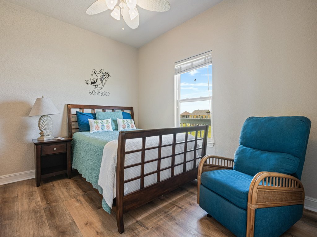 Lil Bit Salty Vacation Rental in Texas - RedAwning