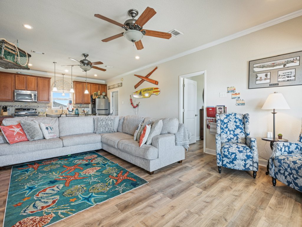 Lil Bit Salty Vacation Rental in Texas - RedAwning