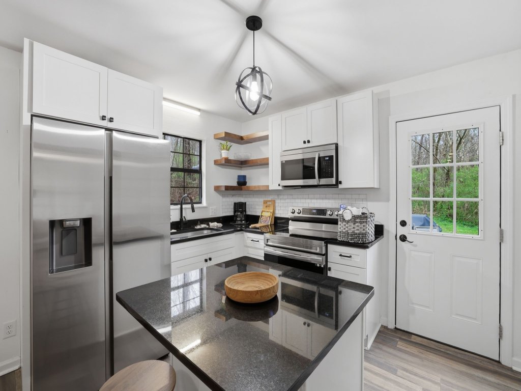 Modern McDonald Ranch Serene Wooded Escape Vacation Rental in Tennessee - RedAwning