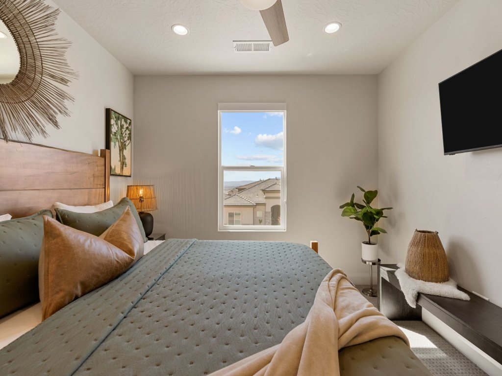 Sagebrush Terrace Vacation Rental in Utah - RedAwning